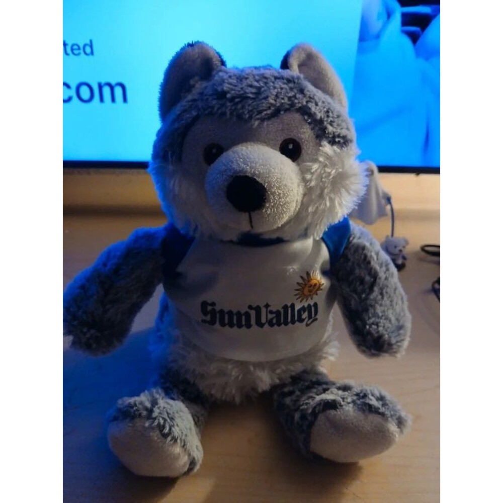 RARE 2020 Sun Valley Idaho Wolf Husky Plush 12"